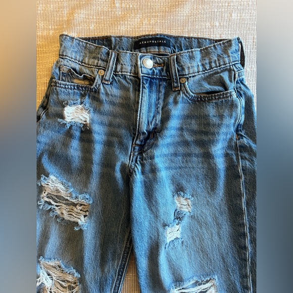 Aeropostale Distressed Mom Jeans | Size 00 - Picture 4 of 9